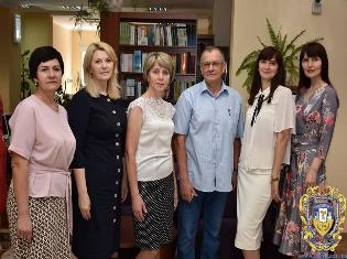 Науковці факультету філології і журналістики  ТНПУ ім.В.Гнатюка взяли участь у Всеукраїнській науково-практичній конференції «Мовна комунікація: наука, культура, медицина» (ФОТО)