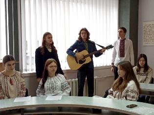 Круглий стіл «Українське словникарство» на факультеті філології і журналістики ТНПУ (ФОТО) Круглий стіл «Українське словникарство» на факультеті філології і журналістики ТНПУ (ФОТО)