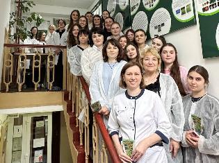 Візит студентів хіміко-біологічного факультету ТНПУ до Тернопільської фітосанітарної лабораторії у Міжнародний день здоров’я рослин (ФОТО)