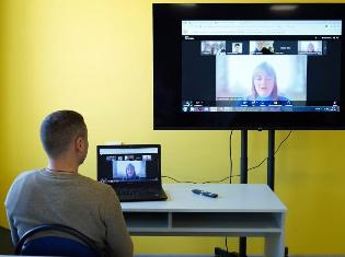 Інтерактивна лекція про психосоматику від професора ТНПУ Наталії Савелюк для студентів "Житомирської політехніки" (ФОТО)