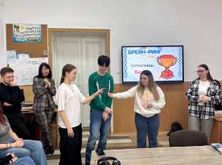 Магістранти ТНПУ провели брейн-ринг з креативного програмування для ліцеїстів (ФОТО)