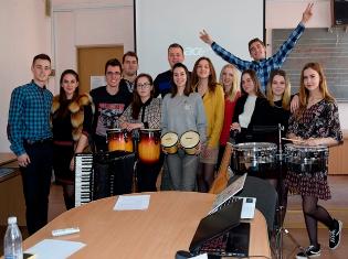 На факультеті мистецтв ТНПУ ім.В.Гнатюка відбувся круглий стіл «Від неокласики до сальси» (ФОТО)