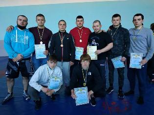 Студенти ТНПУ ім.В.Гнатюка перемогли у чотирьох вагових категоріях на змаганнях з греко-римської боротьби в залік ІІІ  універсіади Тернополя (ФОТО)