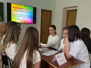 Мовознавчий турнір на факультеті педагогіки і психології ТНПУ (ФОТО)