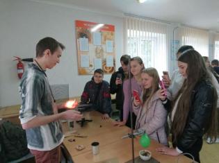 Профорієнтація учнів у напрямі STEM-професій та фізичної освіти на фізико-математичному факультеті ТНПУ ім.В.Гнатюка (ФОТО)