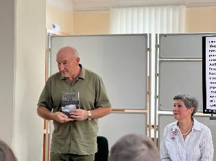 Олександр Вільчинський представив друге видання своєї книги «У степу під Авдіївкою»