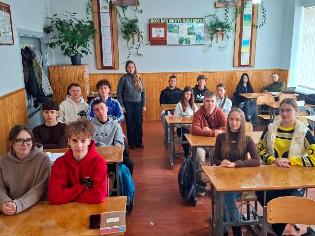 Осінні зустрічі ТНПУ з потенційними абітурієнтами у школах Золочева Львівської області (ФОТО)