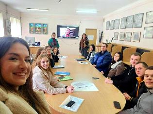 Гостьова лекція на тему «Аранжування хорових творів: практичні аспекти та сучасні виклики» Володимира Корчака на факультеті мистецтв ТНПУ ім.В.Гнатюка (ФОТО)