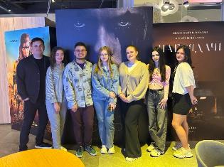 Представники факультету іноземних мов ТНПУ відвідали кінопоказ (ФОТО)
