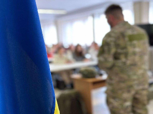 Військова служба та цивільне життя: студенти ТНПУ поспілкувались з бійцями Об’єднаної штурмової бригади «Лють»