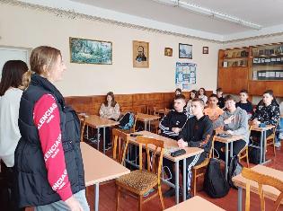 Профорієнтаційна робота кафедри романо-германської філології ТНПУ (ФОТО)