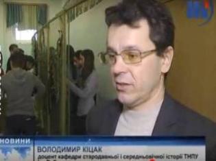 ЗМІ про нас. Студенти-історики сплели близько 6 тисяч квадратних метрів маскувальних сіток (ВІДЕО)