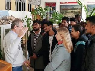 Студенти І курсу спеціальності «Медицина»  ТДМУ ім.І.Горбачевського  відвідали геологічний музей  ТНПУ ім.В.Гнатюка (ФОТО)