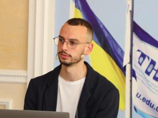 ТНПУ вітає  Владику Володимира Васильовича  з успішним захистом дисертації  на здобуття ступеня доктора філософії (ФОТО)