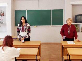 Студентка ТНПУ спеціальності «Журналістика» зайняла призове місце в I Всеукраїнському конкурсі культури медійного мовлення «МедіаСлово» імені Олександра Пономарева (ФОТО)
