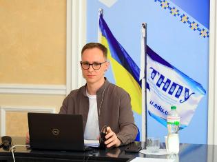 ТНПУ вітає Руденського Ростислава Євгеновича з успішним захистом дисертації (ФОТО)