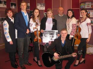  До 70-річчя з дня народження легендарного композитора  студенти факультету мистецтв ТНПУ ім.В.Гнатюка взяли участь у вечорі  «У полоні пісень Володимира Івасюка» (ФОТО)