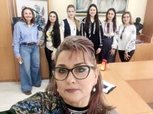 Атмосфера  особливих дат: тематичний захід «Слово, що єднає Україну» на факультету мистецтв ТНПУ(ФОТО)