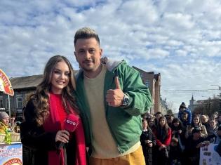 Студентка ТНПУ Тетяна Озерянець стала переможницею «Караоке на Майдані» у Тернополі (ФОТО)