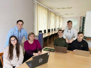 Команда фізико-математичного факультету ТНПУ здобула перше місце на Всеукраїнській студентській олімпіаді з програмування  (ФОТО)