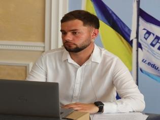 ТНПУ вітає Горошка Артема Артуровича з успішним захистом дисертації на здобуття ступеня доктора філософії зі спеціальності 103 Науки про Землю