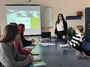 Студенти ТНПУ – учасники семінару «Штучний інтелект у сучасній журналістиці: виклики, можливості, етика» (ФОТО)