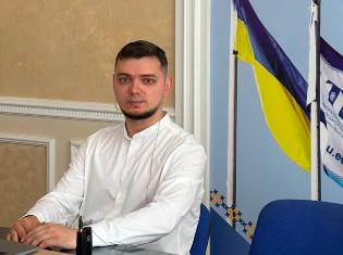 ТНПУ вітає Гавура Віталія Андрійовича  з успішним захистом дисертації на здобуття ступеня  доктора філософії за спеціальністю 032 Історія та археологія (ФОТО)