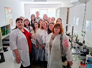 Екскурсія студентів хіміко-біологічного факультету ТНПУ: від теорії до фітосанітарної експертизи (ФОТО)