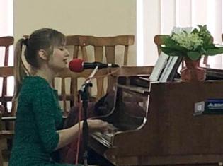 На факультеті мистецтв ТНПУ ім.В.Гнатюка відбувся вечір авторської пісні та поезії (ФОТО)