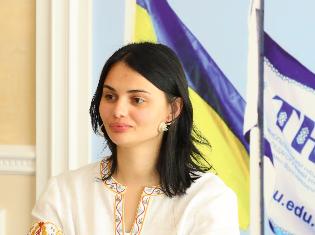 ТНПУ вітає  Серкіз Анастасію Сергіївну  з успішним захистом дисертації (ФОТО)