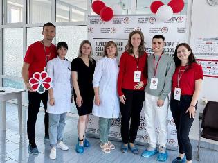 Працівники ТНПУ долучилися до акції «Тиждень донорства крові» у Тернополі (ФОТО)