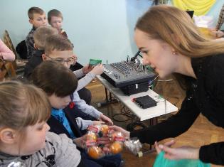 «Чобіток святого Миколая» від студентів факультету педагогіки і психології (ФОТО)