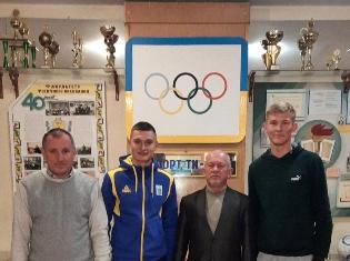 На факультеті фізичного виховання ТНПУ провели зустріч з студентами спортсменами-біатлоністами 