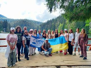 Студенти хіміко-біологічного факультету ТНПУ в рамках практики відвідали Закарпаття (ФОТО)