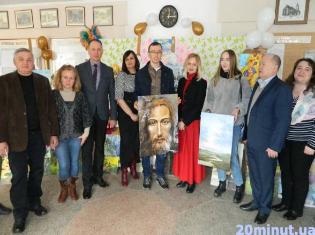 ЗМІ про нас. Життя пацієнтів хоспісу в Плотичі скрасять картини молодих тернопільських художників