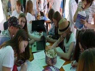 ЗМІ про нас. У Тернополі на “Наукових пікніках” експериментували просто неба (ФОТО)