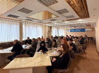 У ТНПУ обговорили результати навчальної та науково-дослідної діяльності здобувачів третього (освітньо-наукового) рівня вищої освіти