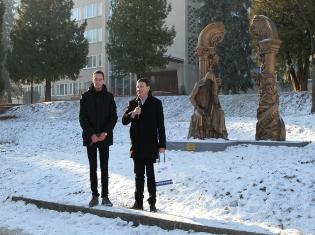 ЗМІ про нас.У педагогічному університеті Тернополя студенти творять неймовірні скульптури (ФОТО)