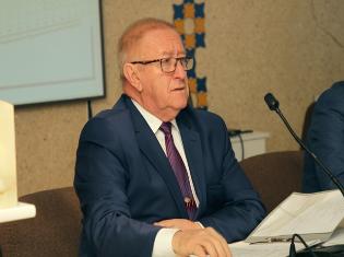 На засіданні вченої ради ТНПУ ім.В.Гнатюка  обговорювали профорієнтаційну роботу  та вітали викладачів (ФОТО)