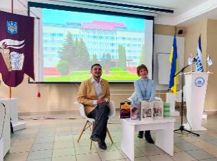 В освітньому хабі ТНПУ ім.В.Гнатюка відбулася зустріч з перекладачкою, письменницею Іриною Бондаренко (ФОТО)