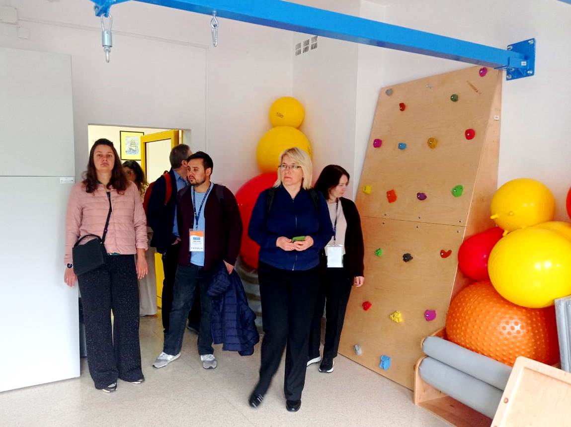 Кімната сенсорної інтеграції у школі.jpg