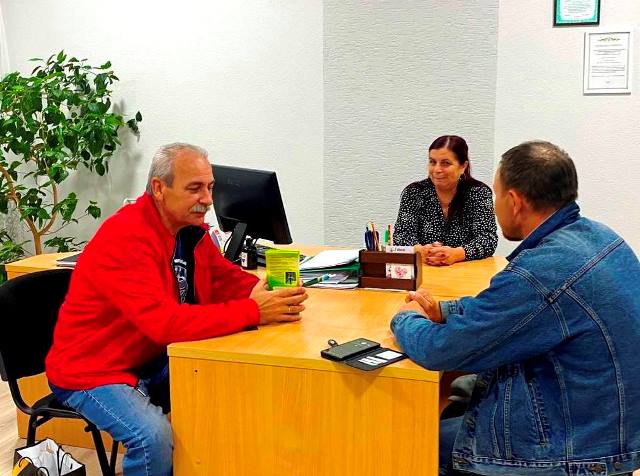 Обговорюємо плани співпраці.jpg